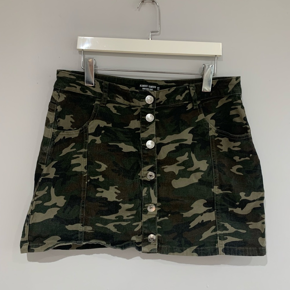 Ladies Green Camo Button Front Skirt